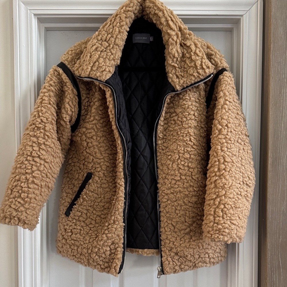 Cozy Tan Teddy Jacket with Faux Leather Black Details and Pockets